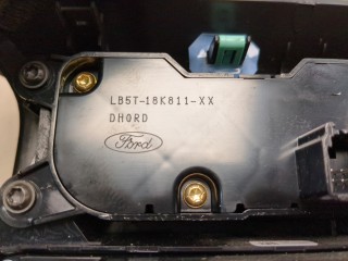 Панель управления магнитолой, ориг. номер LB5T18K811AF, Ford Explorer 2019-2024