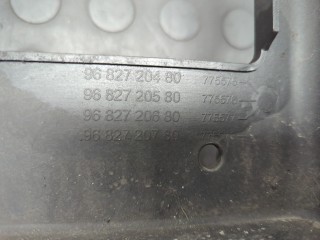 Рамка передняя (телевизор), ориг. номер 7104HG, Citroen Berlingo 2004-2013