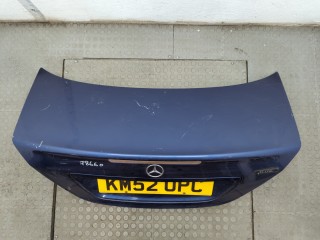 Крышка (дверь) багажника, ориг. номер A2037500475, A2037500675, Mercedes C W203 2000-2004