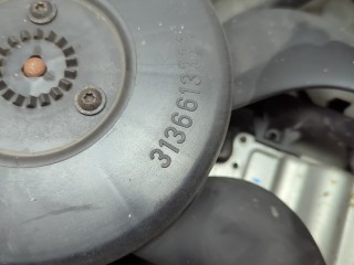 Вентилятор радиатора, ориг. номер 3M5H8C607RJ, Ford Focus 2007-2011