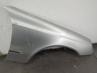 Крыло правое переднее Mercedes E-Класс 2002-2006