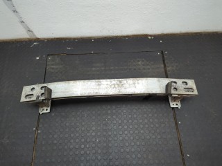 Усилитель бампера передний Toyota Prius 2005-2011