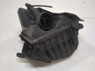 Корпус воздушного фильтра Audi A4 2004-2009