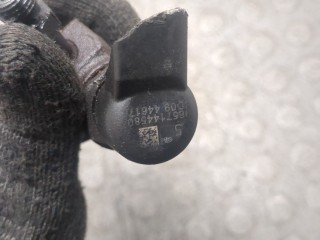 Форсунка топливная, ориг. номер 9657144580, 1373549, 3M5Q9F593DB, Ford Mondeo 2006-2010