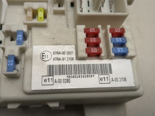 Блок управления бортовой сети (Body Control Module), ориг. номер 7M5T25A073CE, Ford Focus 2007-2011