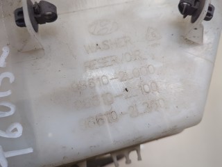Бачок омывателя, ориг. номер 986102L200, Hyundai i30 2007-2010