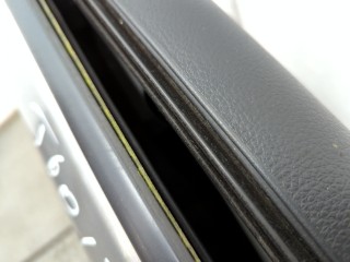 Замок двери правый передний, ориг. номер 805009U00B, Nissan Note E11 2005-2008