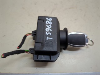 Замок зажигания Mercedes C W204 2007-2011