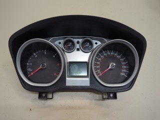 Щиток приборов (приборная панель) Ford Focus 2007-2011