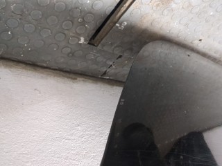Стекло боковой двери левое заднее, ориг. номер MN182275, Mitsubishi L200 2006-2011
