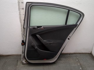 Стекло боковой двери правое заднее, ориг. номер 3C5845026, Volkswagen Passat 2005-2010