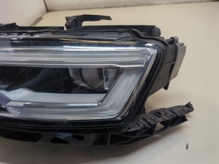 Фара (передняя) левая, ориг. номер 8U0941773A, Audi Q3 2014-2018