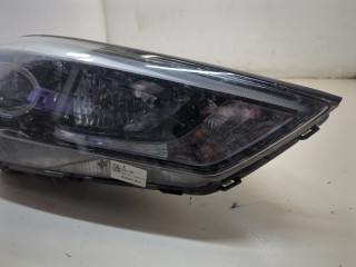 Фара (передняя) правая, ориг. номер 92102D7110, Hyundai Tucson 3 2015-2018