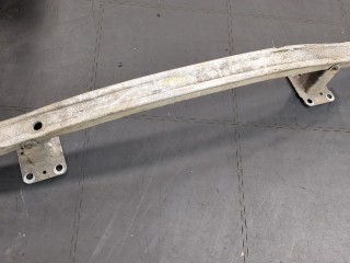 Усилитель бампера передний Renault Megane 2006-2009