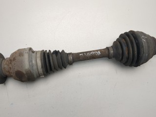 Полуось (приводной вал, шрус) левая передняя Volkswagen Tiguan 2006-2011