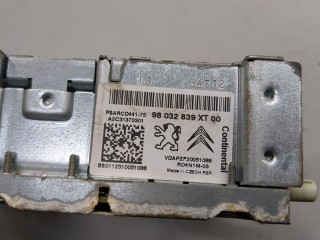 Магнитола, ориг. номер 98032839XT, Peugeot Partner 2012-2015