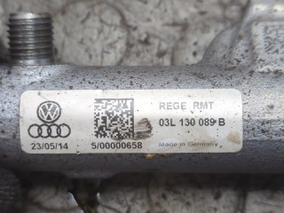 Рампа (рейка) топливная, ориг. номер 03L130089B, Skoda Fabia 2010-2014