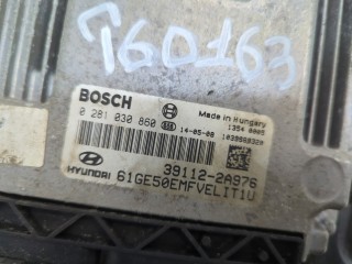 Блок управления двигателем, ориг. номер 0281030860, Hyundai i30 2011-2015