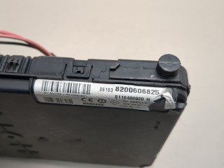 Блок управления бортовой сети (Body Control Module), ориг. номер 8200606825, Renault Megane 2002-2006