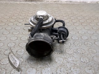 Заслонка дроссельная Volkswagen Passat 1996-2001