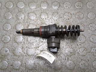 Форсунка топливная, ориг. номер 038130073AL, 038130079BX, Volkswagen Passat 1996-2001