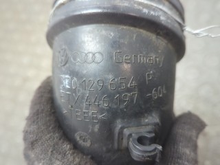 Патрубок корпуса воздушного фильтра, ориг. номер 3C0129654P, Volkswagen Passat 2005-2010