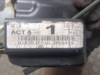 Замок двери левый задний, ориг. номер 814111F010, KIA Sportage 1993-2006