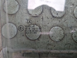 Стекло боковой двери правое заднее, ориг. номер A2107300618, Mercedes E W210 1999-2002