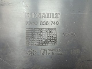 Обшивка крышки (двери) багажника, ориг. номер 7700836740, Renault Clio 2001-2003