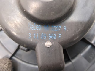 Двигатель отопителя (моторчик печки), ориг. номер 1K2819015, Volkswagen Caddy 2004-2010
