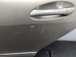 Стекло форточки двери левое заднее, ориг. номер A2207300720, Mercedes S W220 1998-2002