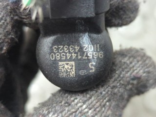 Форсунка топливная, ориг. номер 9657144580, Ford Kuga 2008-2013