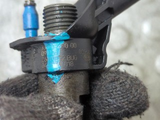 Форсунка топливная, ориг. номер 338002F000, KIA Carnival 2006-2014