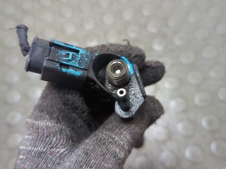 Форсунка топливная, ориг. номер 338002F000, KIA Carnival 2006-2014