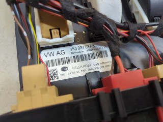 Блок управления бортовой сети (Body Control Module), ориг. номер 1K0937087K, Skoda Superb 2008-2013