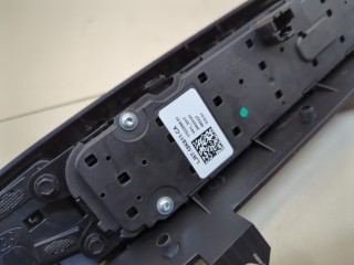 Панель управления магнитолой, ориг. номер LJ6T18K811CB, 2474701, Ford Kuga 2019-2024