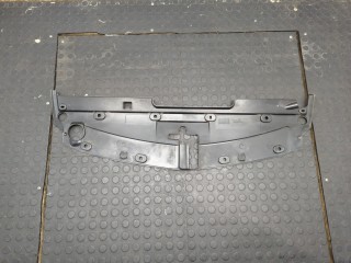 Накладка замка капота левая передняя, ориг. номер 22755832, Chevrolet Volt 2010-2015