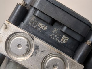 Блок АБС, насос (ABS, ESP, ASR), ориг. номер 476606853R, Renault Clio 2003-2013