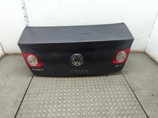 Фонарь крышки багажника правый Volkswagen Passat 2005-2010