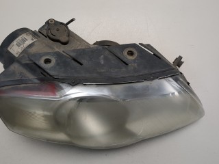 Фара (передняя) правая Volkswagen Passat 2005-2010