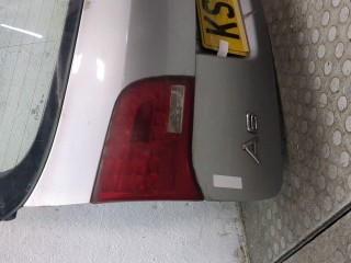 Петля крышки багажника правая, ориг. номер 4F9827300D, Audi A6 2004-2008