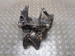 Кронштейн компрессора кондиционера, ориг. номер 070199343B, Volkswagen Transporter 5 2002-2009
