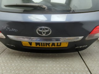 Крышка (дверь) багажника, ориг. номер 6700505111, Toyota Avensis 3 2011-2015
