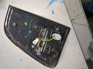Фонарь крышки багажника левый, ориг. номер 8159060050, Toyota Land Cruiser 1999-2007