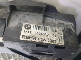 Радиатор охлаждения двигателя, ориг. номер 17117805630, BMW 6 F12, F13, F06 2011-2015