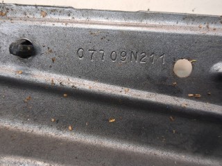 Кронштейн крыла, ориг. номер 41357267325, 7267325, BMW X3 2010-2014