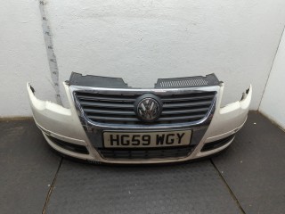 Бампер передний Volkswagen Passat 2005-2010