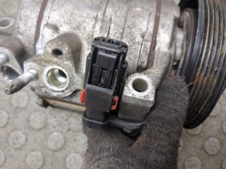 Компрессор кондиционера, ориг. номер 68021835AD, Chrysler 300C 2011-2015