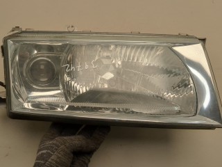 Фара (передняя) правая, ориг. номер 1U1941018P, Skoda Octavia 2000-2011