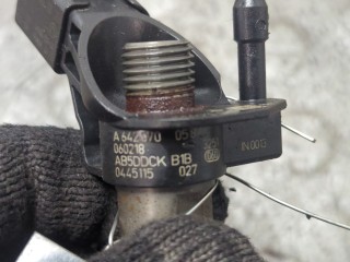 Форсунка топливная, ориг. номер 0445115027, A6420700587, A6420701987, Mercedes GL-Класс 2006-2009